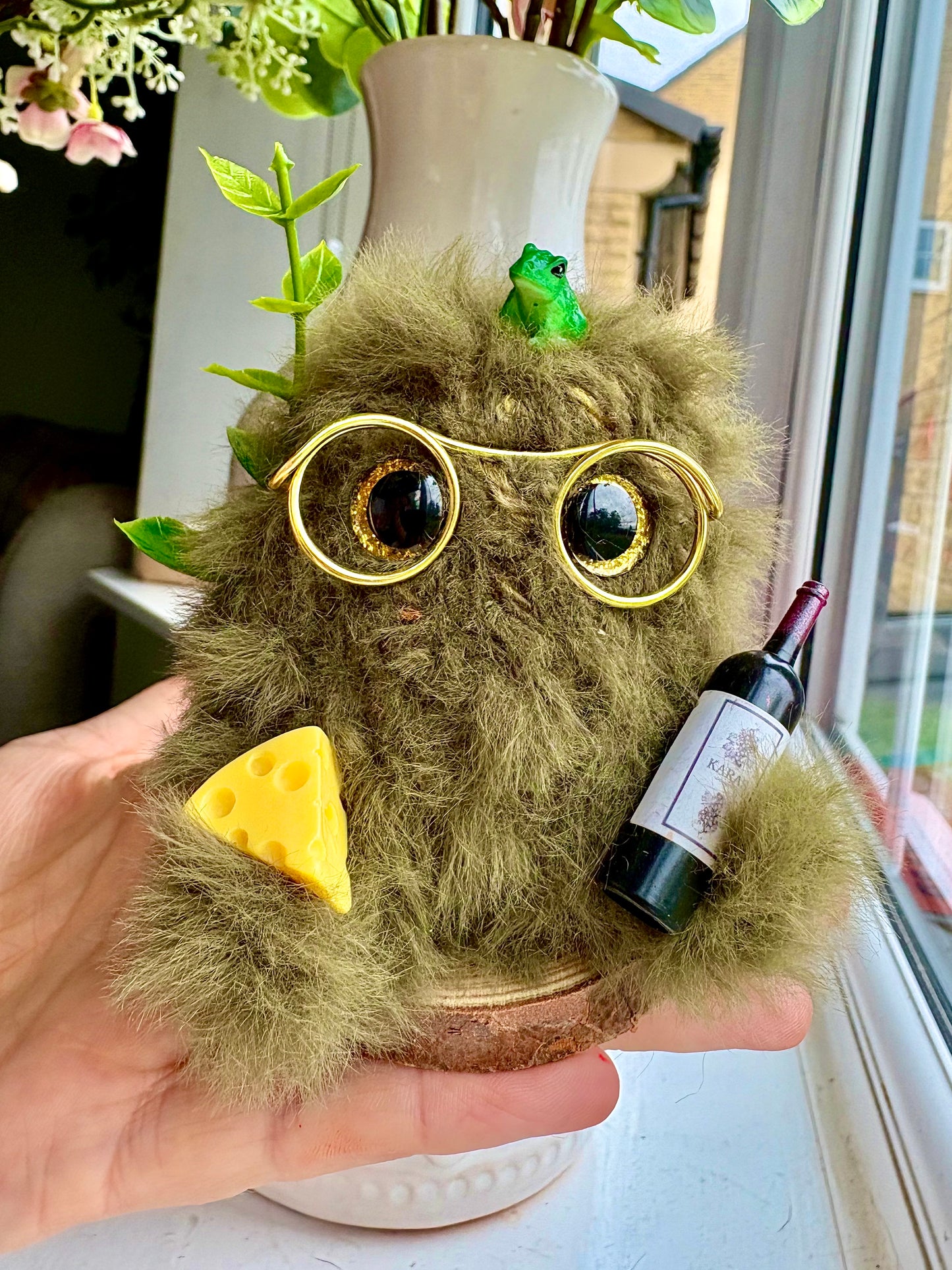 Adopt Moss Baby Merlot